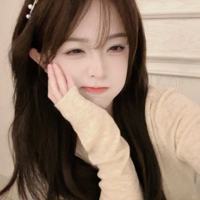 腼腆英雄