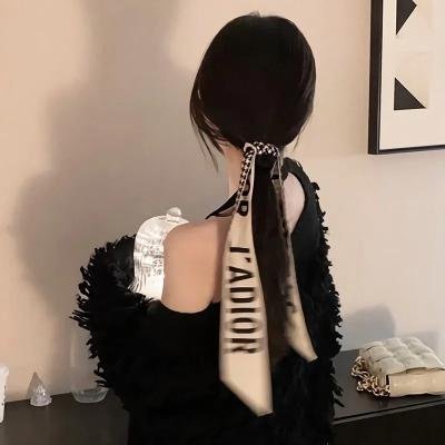 以遇刺为生的女人
